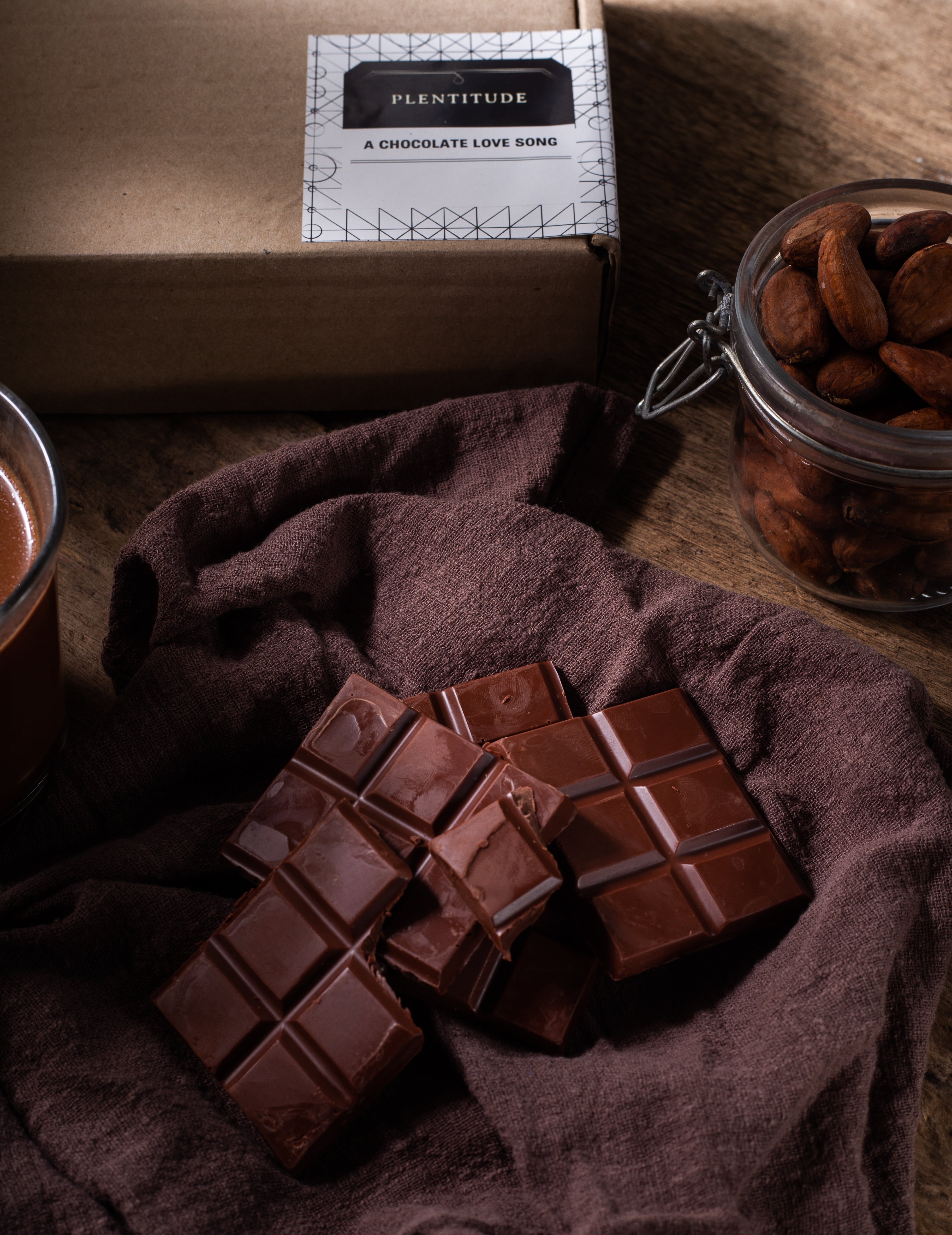 AWARD WINNING CHOCOLATE GIFT SET DARK CHOCOLATE 